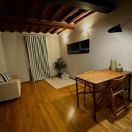 Maison Vert Appartamento In Centro Storico A Modena Dış mekan fotoğraf
