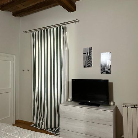 Maison Vert Appartamento In Centro Storico A Modena Dış mekan fotoğraf