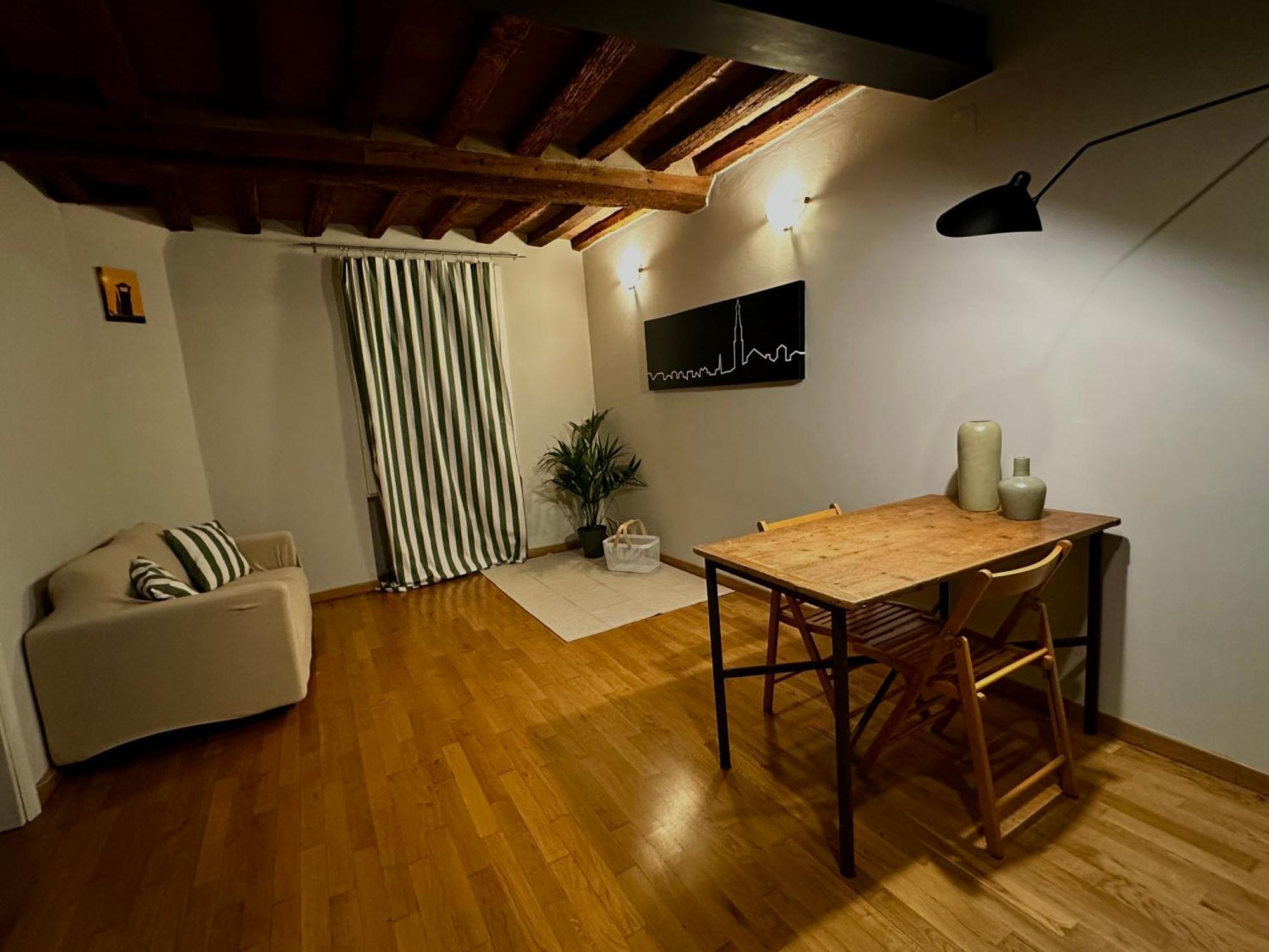 Maison Vert Appartamento In Centro Storico A Modena Dış mekan fotoğraf